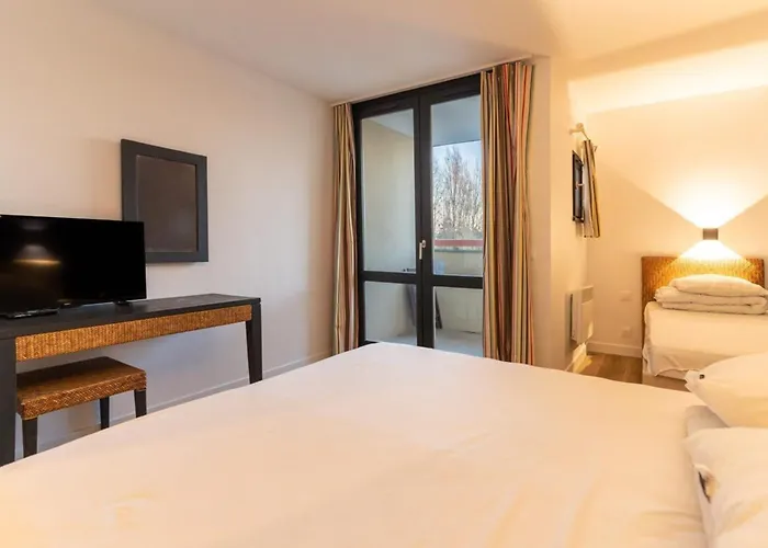 Renove Pour 5 Pers Avec Piscine Tennis Et Parking 232 Le Touquet