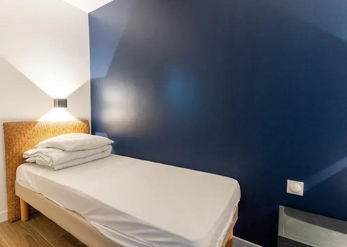 Renove Pour 5 Pers Avec Piscine Tennis Et Parking 232 Апартаменты