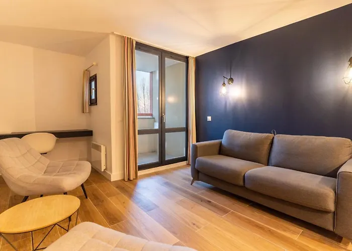Renove Pour 5 Pers Avec Piscine Tennis Et Parking 232 Апартаменты